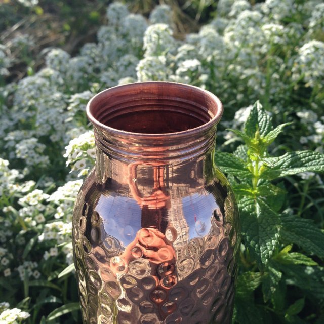 Copper Aura Luxe Hammered Copper Bottle